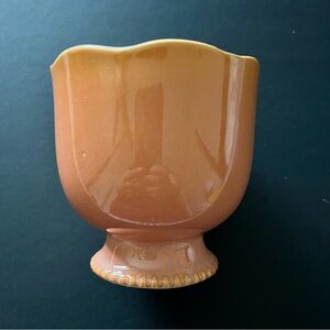 Glazed Ceramic Tulip Cup Candle in Warm Apricot - Scent Pumpkin Spice Cupcakes